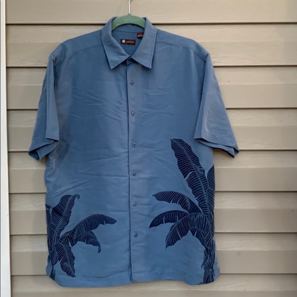 Centro mens denim blue short sleeve tropical shirt $5/25